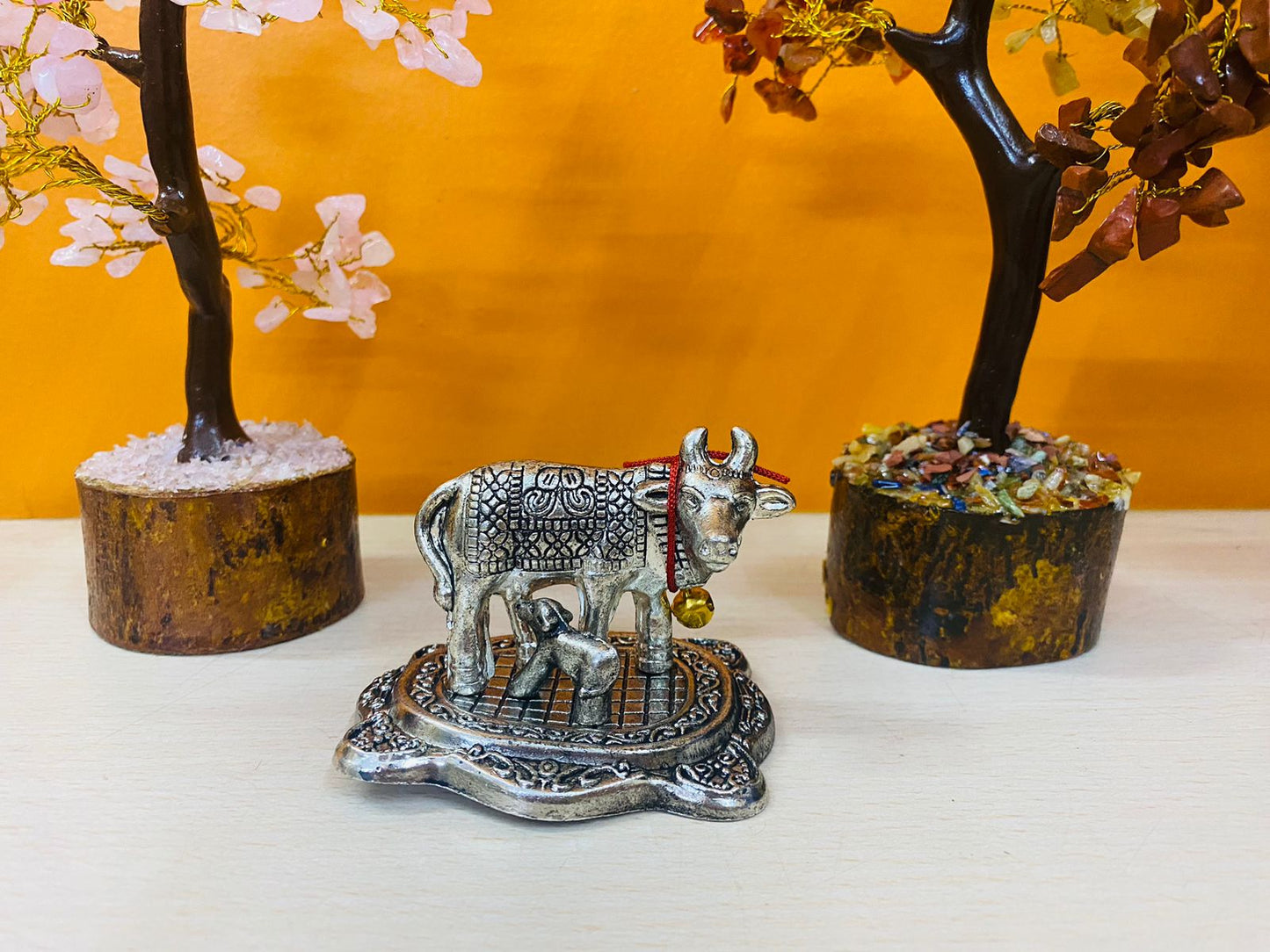 Manifested Decor Silver Oxidised Silver Finished Cow & Calf Figurine Idol for Home Decorative/Office/Gifting/Pooja Like Brass and Metal Showpiece Statue (Silver Colour, Small)