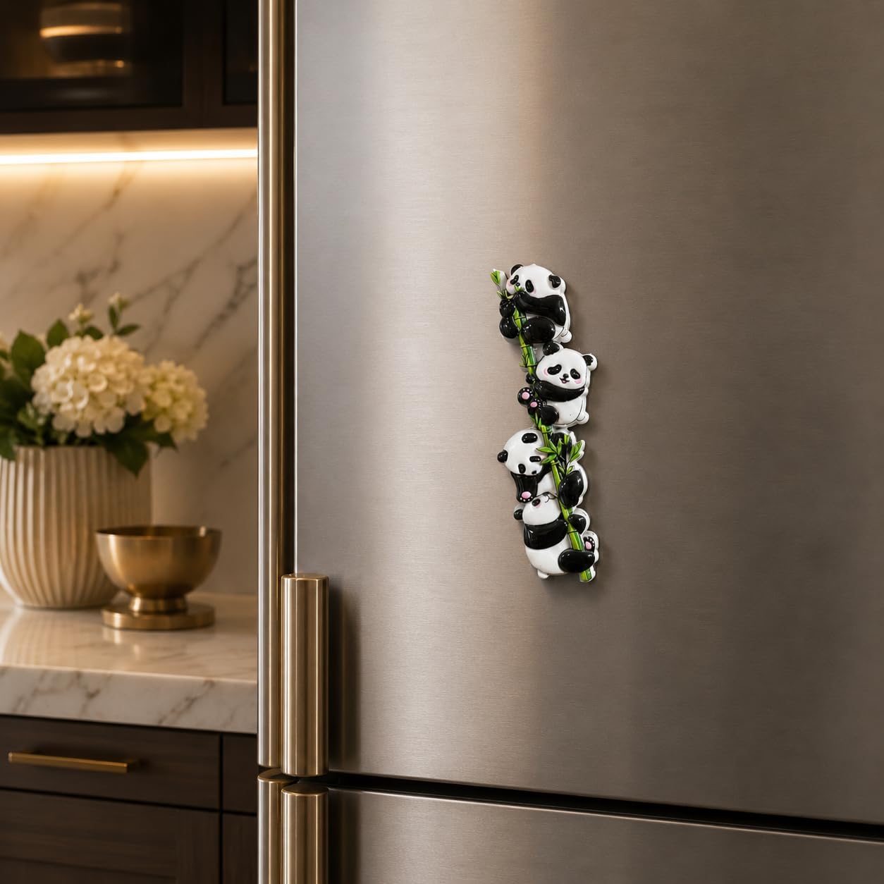 Cute Panda Climbing Bamboo Refrigerator Magnet, 3D Resin Figurine, Kitchen Fridge Decor, Animal Theme