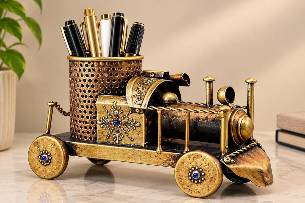 Vintage Steam Engine Pen Holder – view 3
