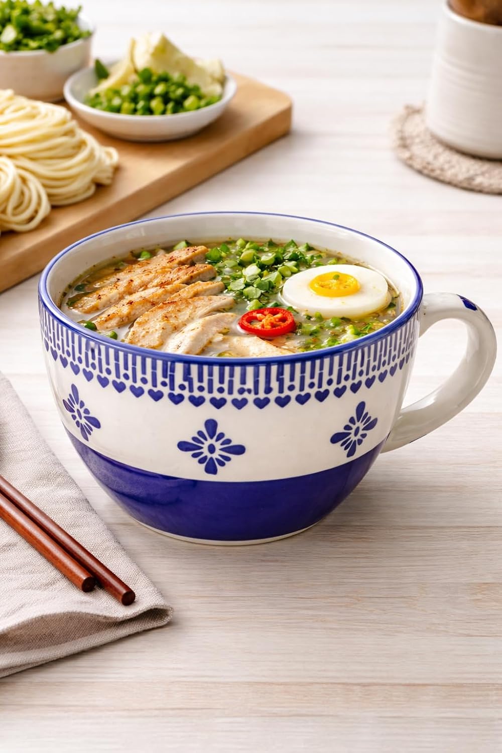 Large Ceramic Soup Bowl with Handle, Blue and White Floral Pattern, Ramen Noodle Cup