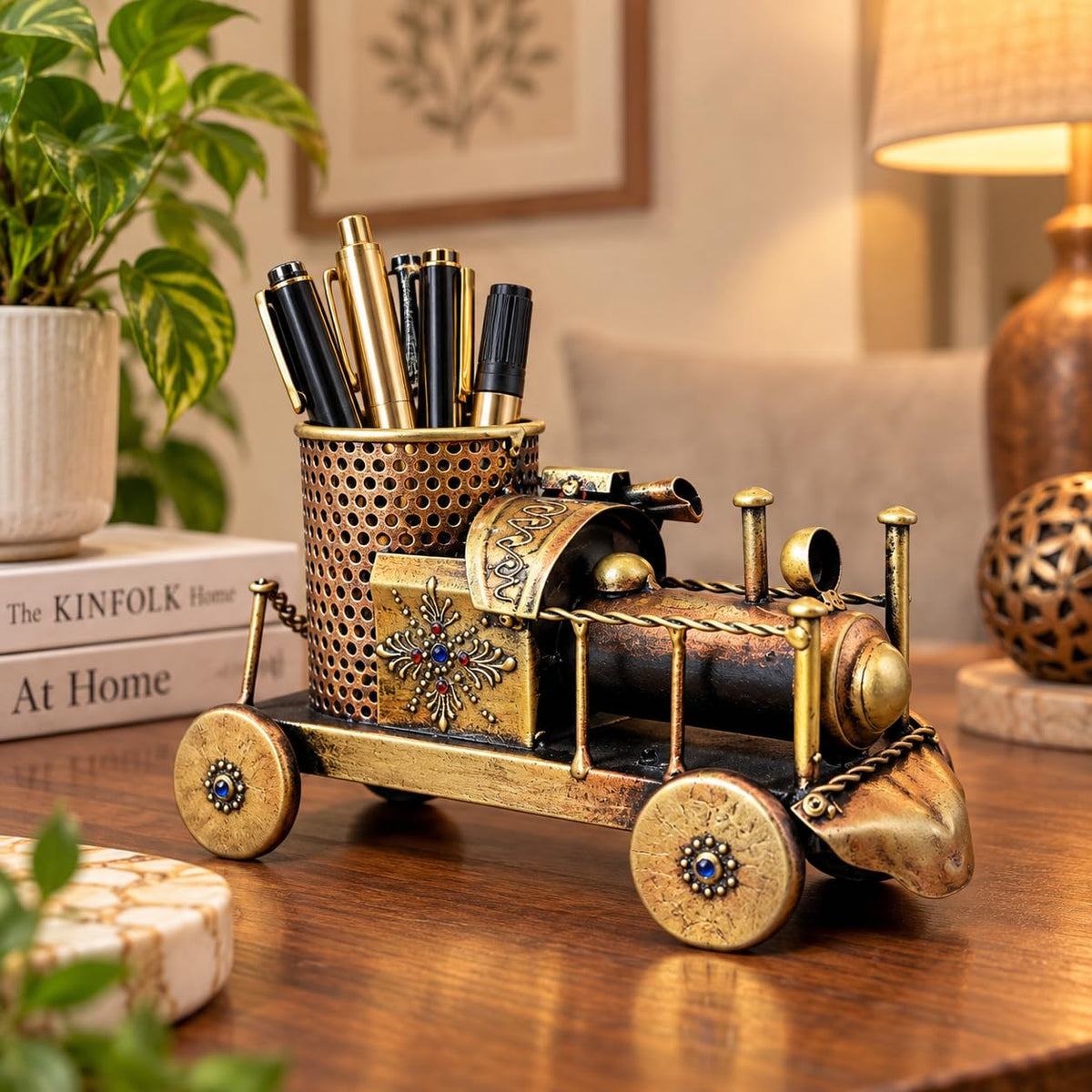 Vintage Steam Engine Pen Holder – view 4